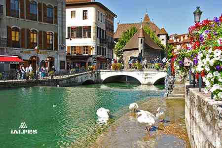 Annecy et son canal, Haute-Savoie