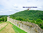 mur d'enceinte et tour de guet.