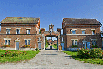 Notre-Dame des Dombes, Le Plantay, Ain