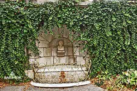 La balustre d'Or, Annecy et Jean-Jacques Rousseau