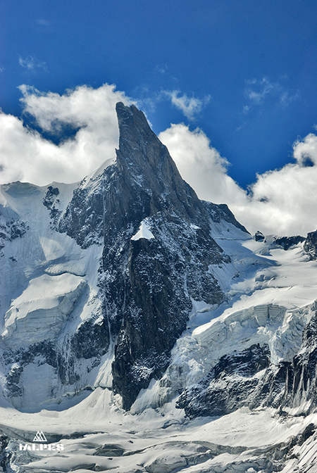 Chamonix Mont-Blanc, la Dent du Géant.