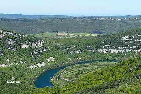 Panorama sur les gorges de l'Ain