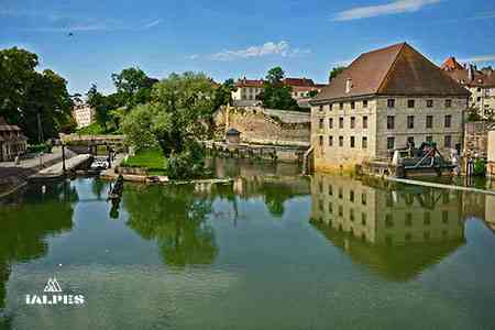 Dôle et le Doubs dans le Jura