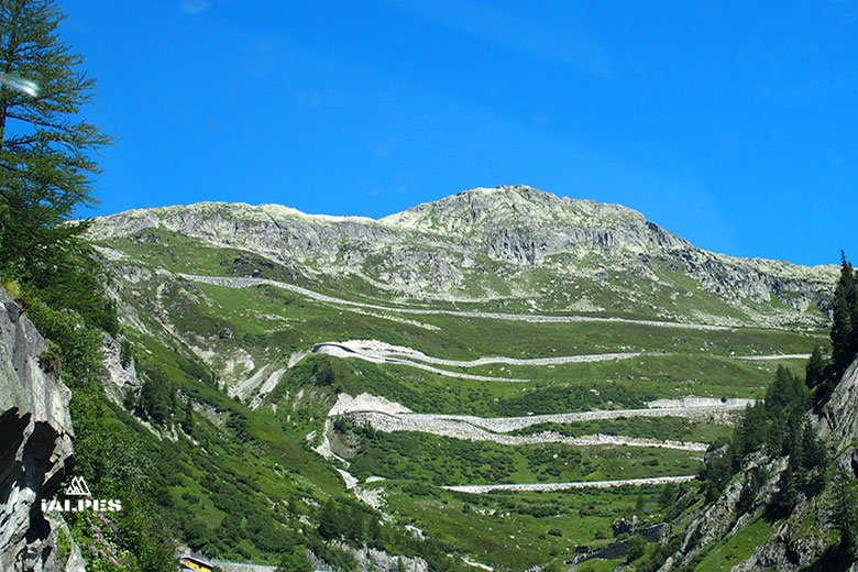 Valais, col de la Furka panorama sur le canton d'Uri en Suisse.