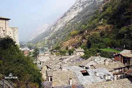 Bard, panorama depuis la forteresse