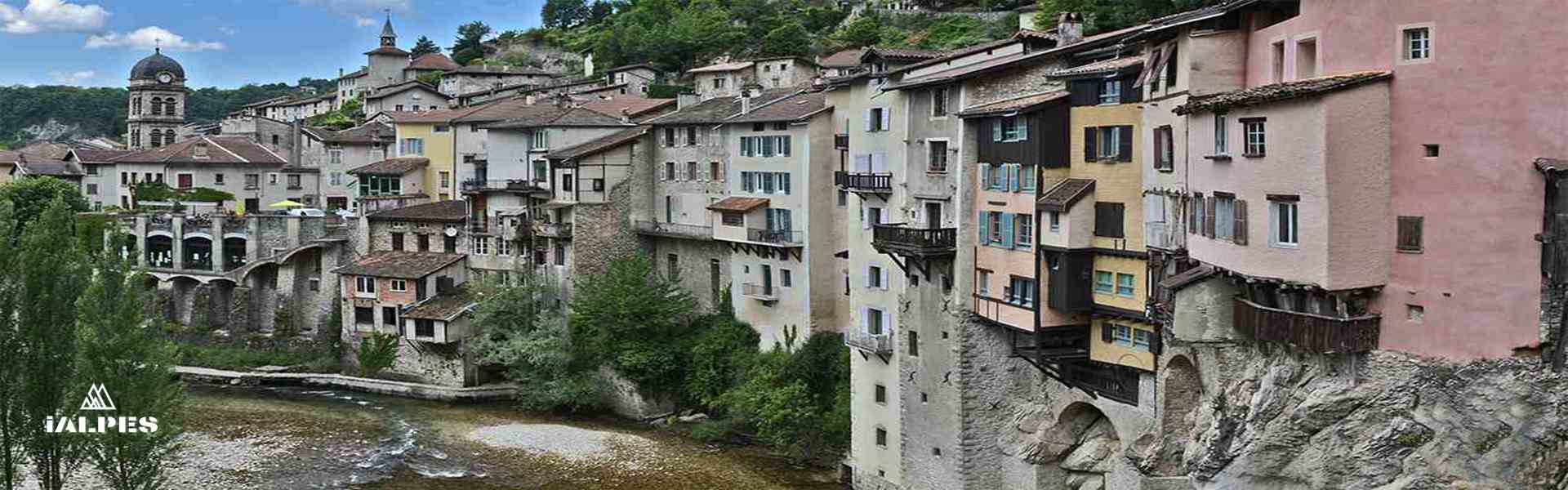 >Village de Cerdon, Ain