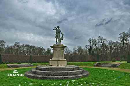 Artémis et le Cerf, château de Champs-sur-Marne
