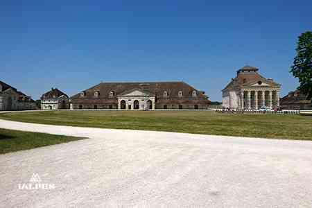 Arc-et-Senans: Salines Royales