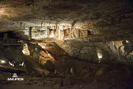 Grottes des Moidons, Jura