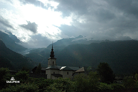 Haute-Savoie: village d'Argentière