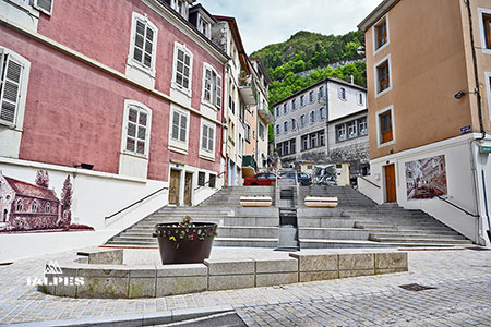 Montée Saint-Romain, Saint-Claude