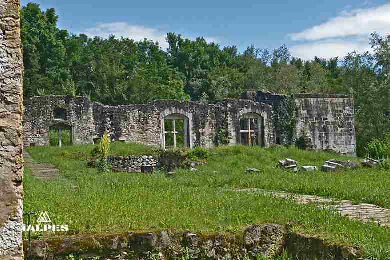 Ruines du château de Thomas, Savoie