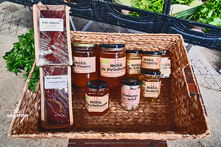Miels et produits de la ruche et pain d'épice