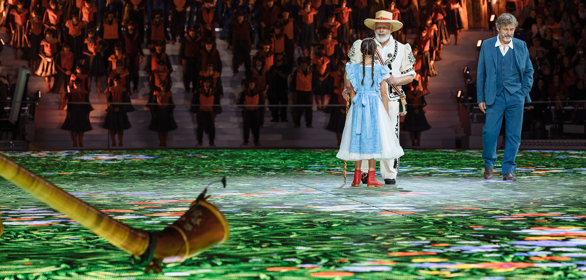 Les Armaillis et la petite Julie et son Grand-Père